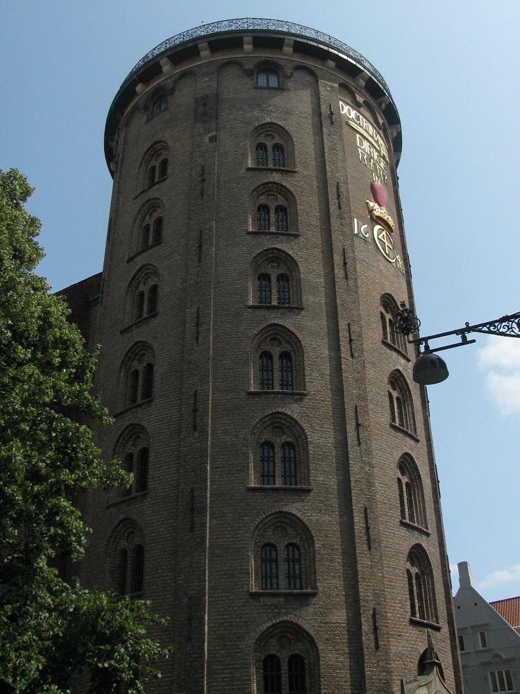 De buitenzijde van de Ronde Toren te Kopenhagen